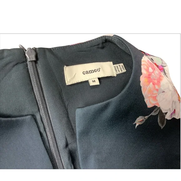Cameo The Outcome Floral Dress Size Medium - Picture 6 of 11